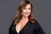 Lorraine Headshots
